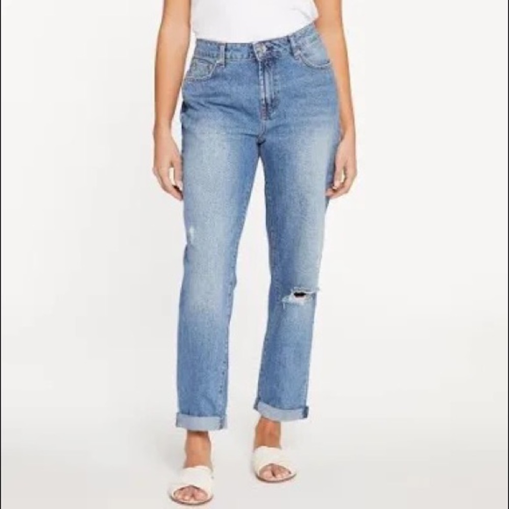 Seven7 Marilyn Boyfriend Jeans-size 4 fits like 6
